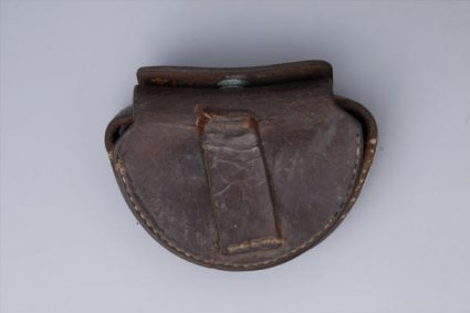 宁化县革命纪念馆丨牛皮口令袋